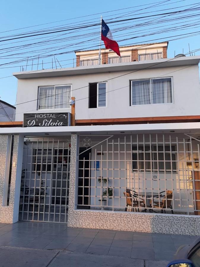 Hostal D' Silvia Арика Екстериор снимка