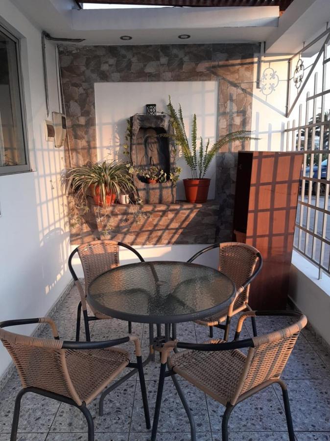 Hostal D' Silvia Арика Екстериор снимка